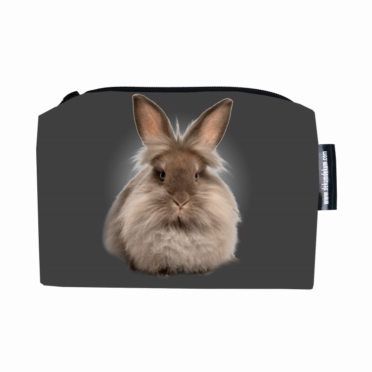 kosmetyczka pan królik.jpg